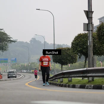 Runner Photo 7033776