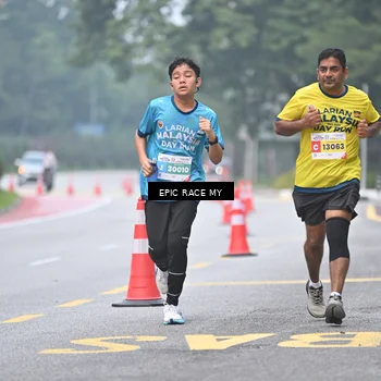 Runner Photo 7033786