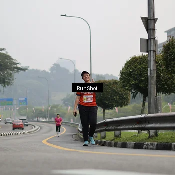 Runner Photo 7033787