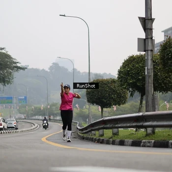 Runner Photo 7033805