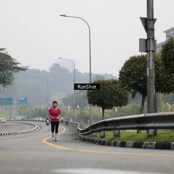 Runner Photo 7033813
