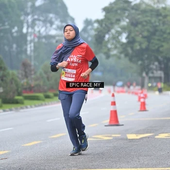 Runner Photo 7033828