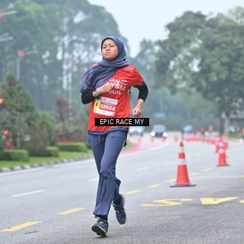 Runner Photo 7033840