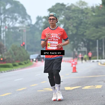 Runner Photo 7033873