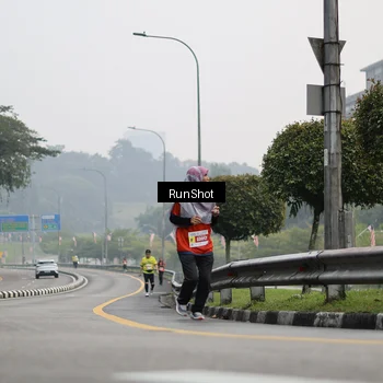 Runner Photo 7033882