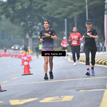 Runner Photo 7033904