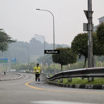 Runner Photo 7033912