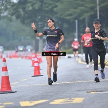 Runner Photo 7033916