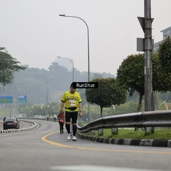 Runner Photo 7033917