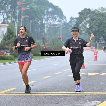 Runner Photo 7033920