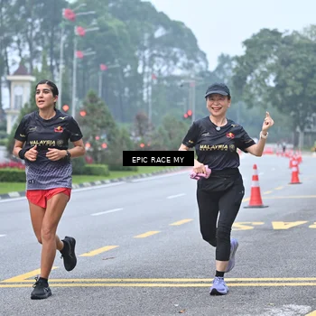 Runner Photo 7033923