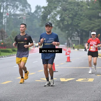 Runner Photo 7033959