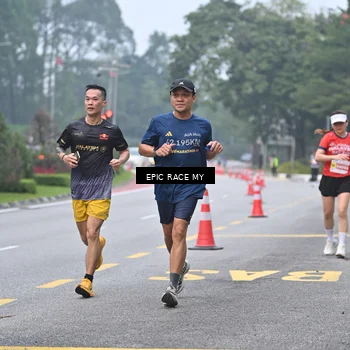Runner Photo 7033962