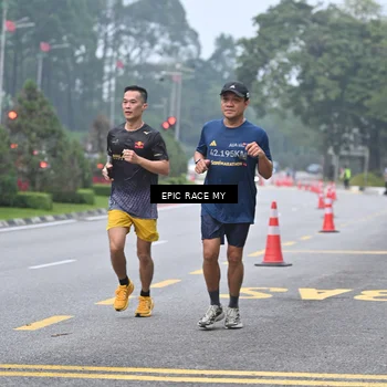 Runner Photo 7033966