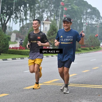 Runner Photo 7033970