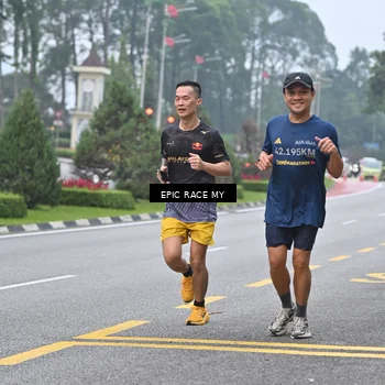 Runner Photo 7033972