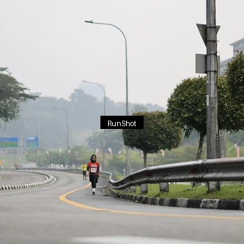 Runner Photo 7033977