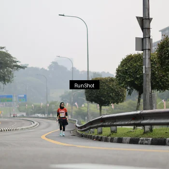 Runner Photo 7033978