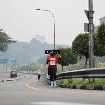 Runner Photo 7033990