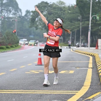 Runner Photo 7033993