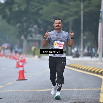 Runner Photo 7034001