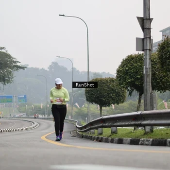 Runner Photo 7034023