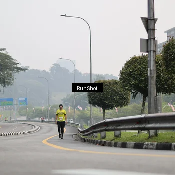 Runner Photo 7034056
