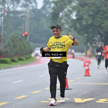 Runner Photo 7034071
