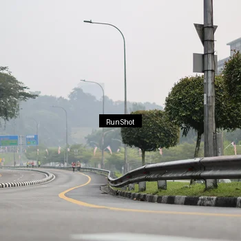 Runner Photo 7034081