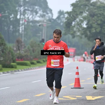 Runner Photo 7034094