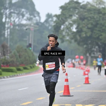 Runner Photo 7034107
