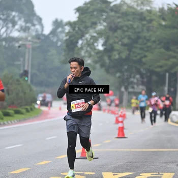 Runner Photo 7034111
