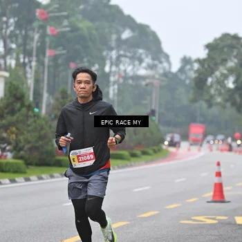 Runner Photo 7034115