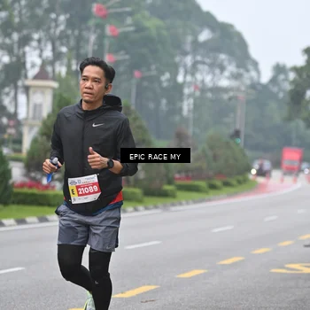 Runner Photo 7034119