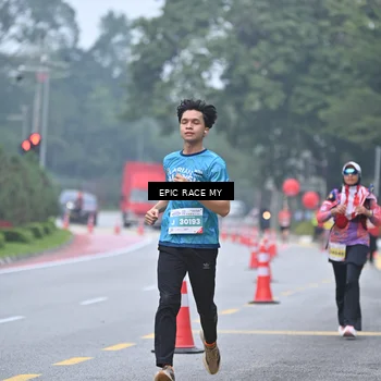 Runner Photo 7034132