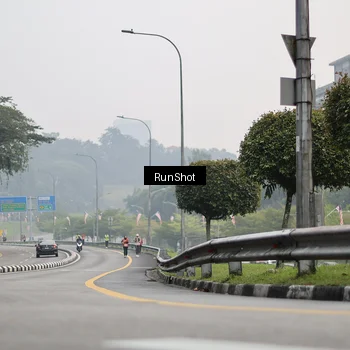 Runner Photo 7034134