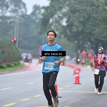 Runner Photo 7034141
