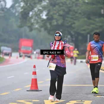 Runner Photo 7034145