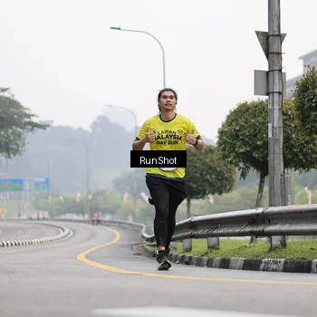 Runner Photo 7034154