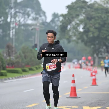 Runner Photo 7034160