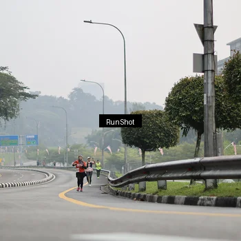 Runner Photo 7034168