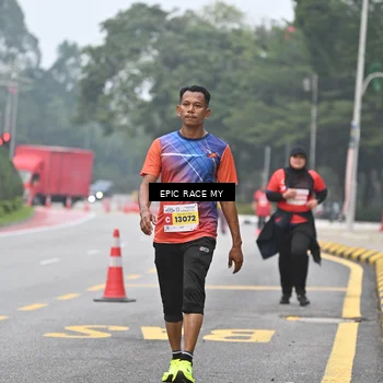 Runner Photo 7034175