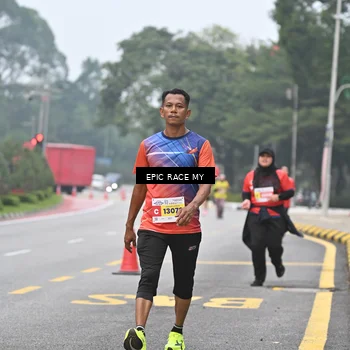 Runner Photo 7034179