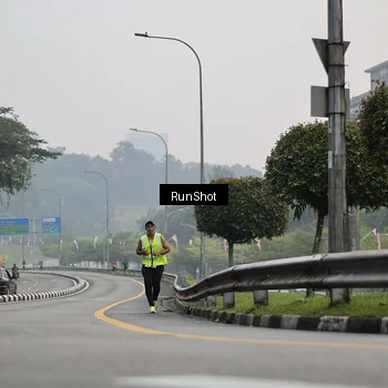 Runner Photo 7034220