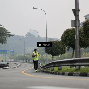 Runner Photo 7034221