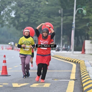 Runner Photo 7034227
