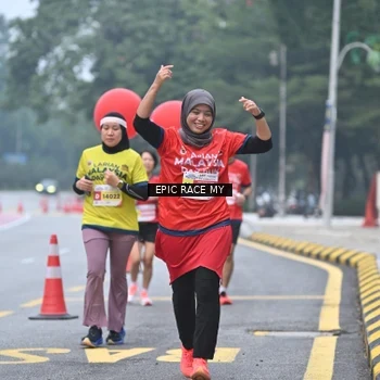 Runner Photo 7034235
