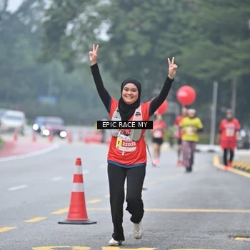 Runner Photo 7034246