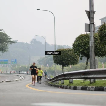 Runner Photo 7034267