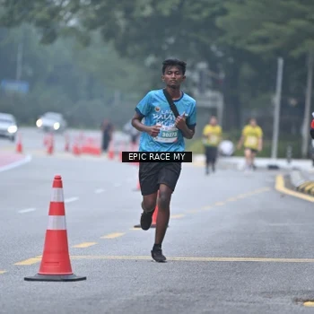 Runner Photo 7034274